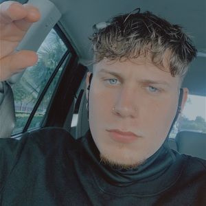 Meet your Posher, Joshua